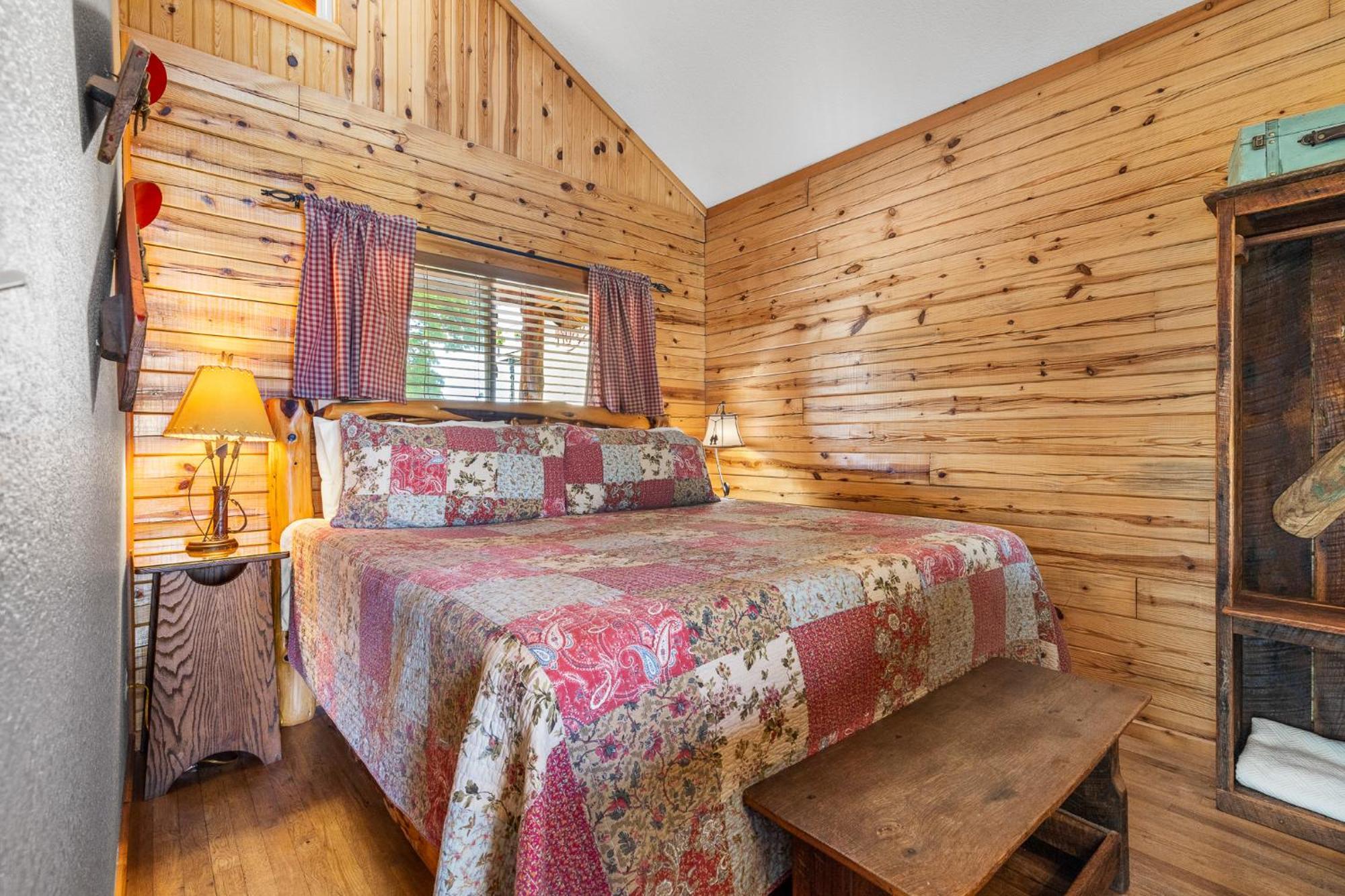 Roadrunner Inn And Log Cabins Eureka Springs Buitenkant foto